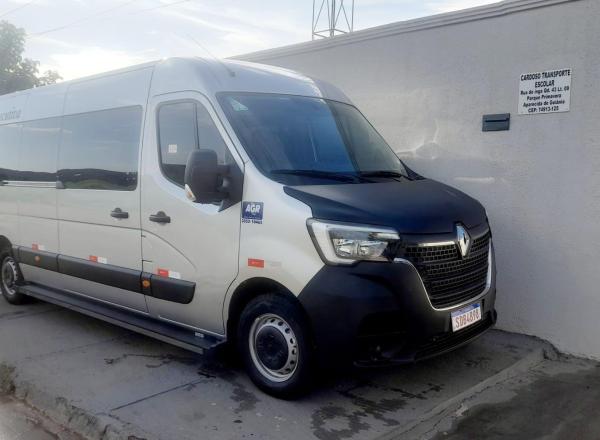 Viagem em Grupo para Rio Quente: O Transfer de Van da Kelvistur é a Melhor Opção!